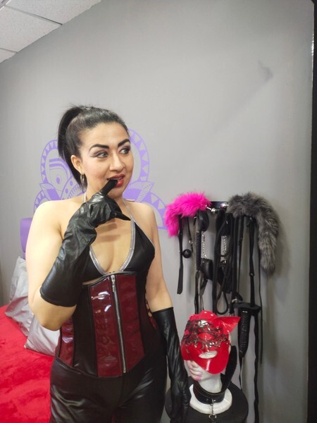 Live sex webcam photo for RenataLewis #3312730