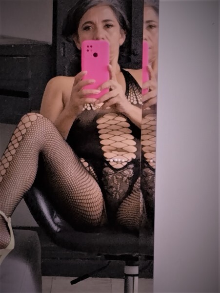 Live sex webcam photo for brendavelasquez #6220680