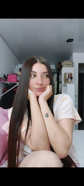 Live sex webcam photo for ArianaCortes #4065457