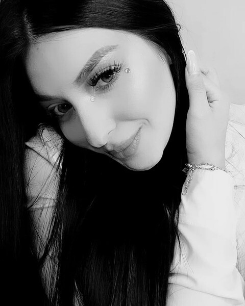 Live sex webcam photo for ArianaCortes #4065436