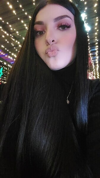 Live sex webcam photo for ArianaCortes #5863714