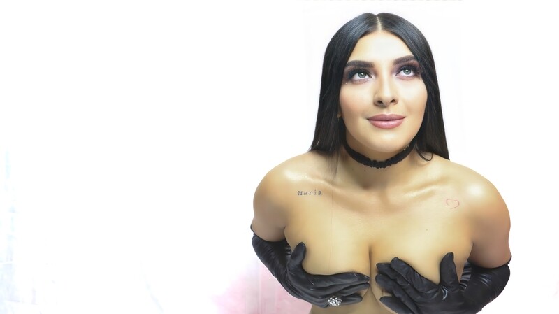 Live sex webcam photo for ArianaCortes #5582341