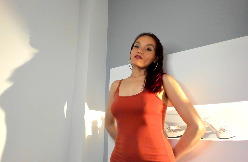 Live sex webcam photo for JulietaWall21 #3290811