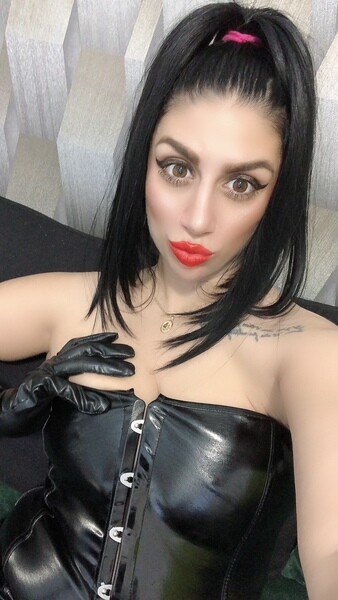 Live sex webcam photo for MissGabriella #3275021