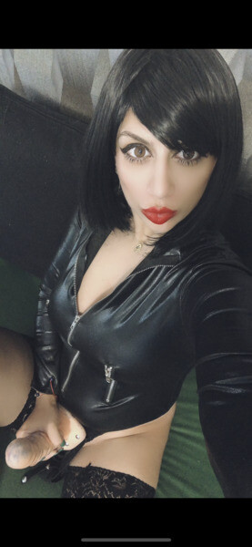 Live sex webcam photo for MissGabriella #5854905