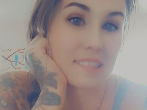 Live sex webcam photo for Tattooedbabe66 #3339177