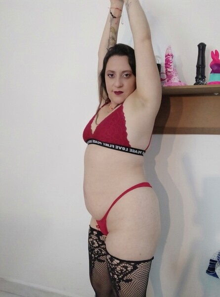 Live sex webcam photo for scarlettatto #3499817