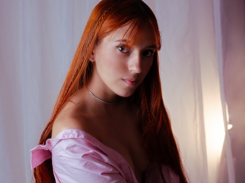 Live sex webcam photo for LeaThomsonn #6954678
