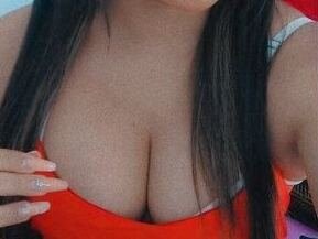 Live sex webcam photo for scarlettx18x #6873197