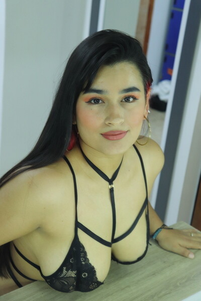 Live sex webcam photo for AzaliaPalacio #3846550