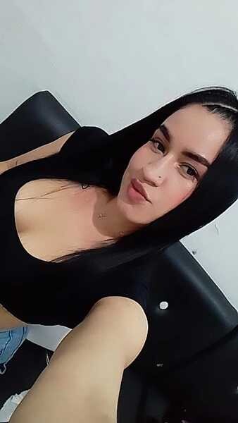 Live sex webcam photo for Luciiannaa #3480690