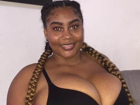 Live sex webcam photo for AliissonObregon #3492544