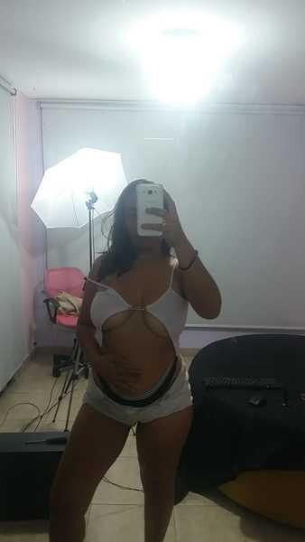 Live sex webcam photo for KarolLatiin #3537642