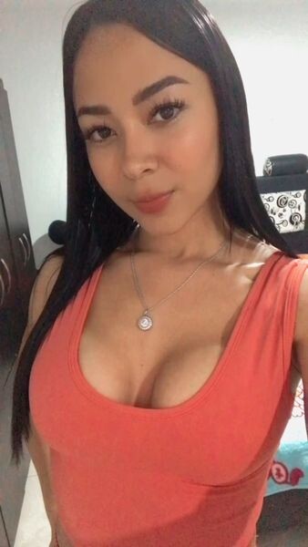 Live sex webcam photo for Katalinanaughty #3546797