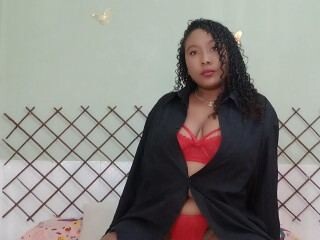 Live sex webcam photo for CarolinaTorre #6440356