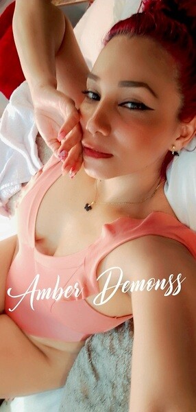 Live sex webcam photo for amberdemonss #4036442