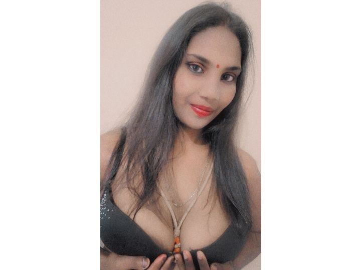 Live sex webcam photo for IndianLakshmi #3951067