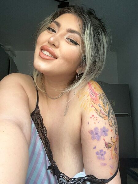 Live sex webcam photo for CleoLangley #6682435