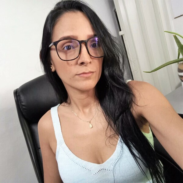 Live sex webcam photo for AriiagnaGrande18 #5333797