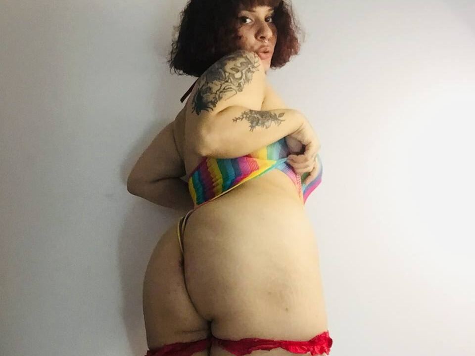 Live sex webcam photo for IckyMisty #5727397