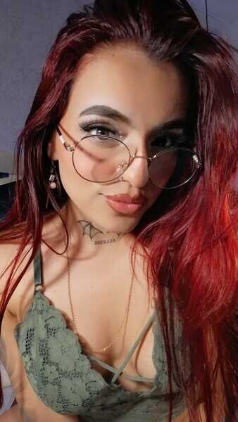Live sex webcam photo for LUNACUTEF #6316401