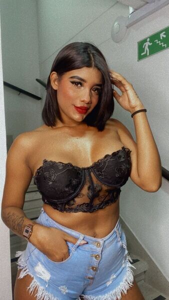 Live sex webcam photo for BarbaraGomez21 #6178586