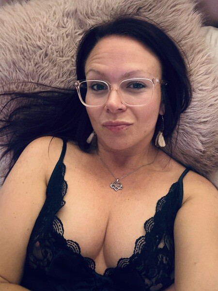 Live sex webcam photo for MelodyRoseUK #6313047