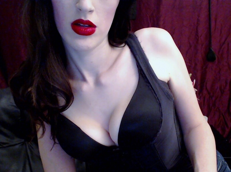 Live sex webcam photo for JenniferVegas #2057558