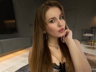 Live sex webcam photo for LindaCrista18 #5975198