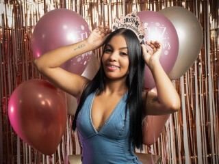 Live sex webcam photo for AnnieMoretti #6302627