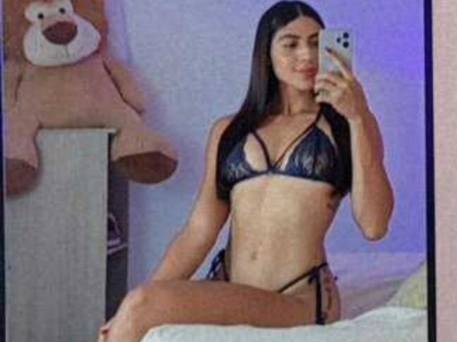 Live sex webcam photo for BADinfluencer1525 #5733686