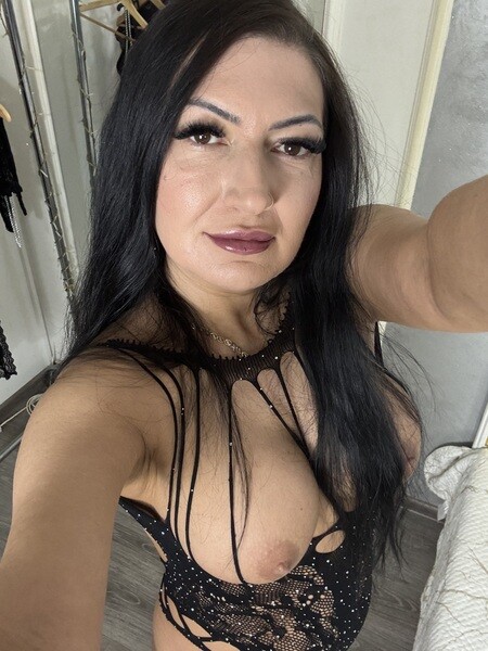 Live sex webcam photo for goddessallysse #6623351