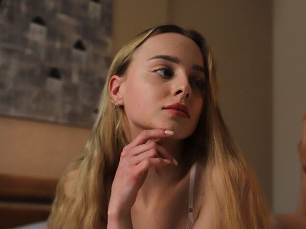 Live sex webcam photo for AliseLee #5951834