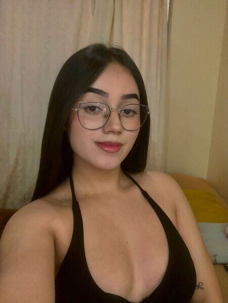 Live sex webcam photo for IsabelaRamirez #6094972