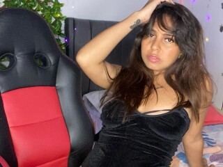 Live sex webcam photo for AryHoot #6003330