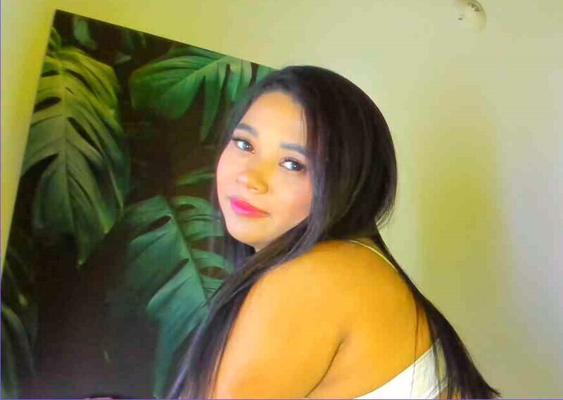 Live sex webcam photo for Evelynsosa #6234821