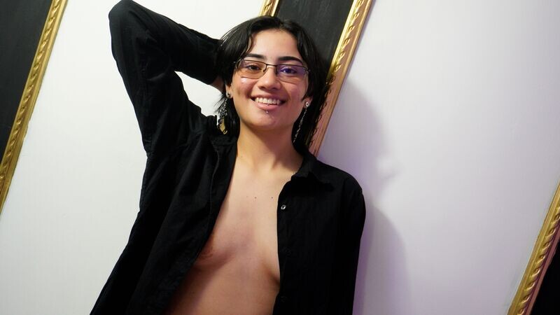 Live sex webcam photo for SamanthaRossii #6256125