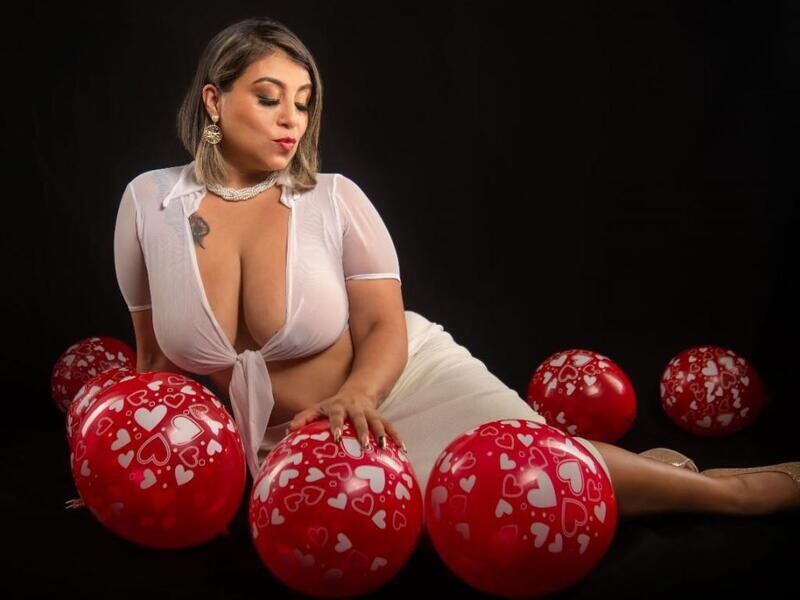 Live sex webcam photo for Mrsfoucher #6262344