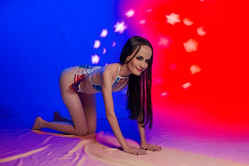 Live sex webcam photo for ZOE_WINTER #6409815