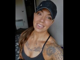 Live sex webcam photo for Thattattooedgymgirl #6289282