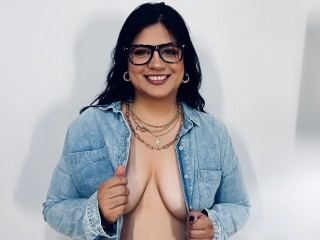 Live sex webcam photo for LylaSummers #6353505