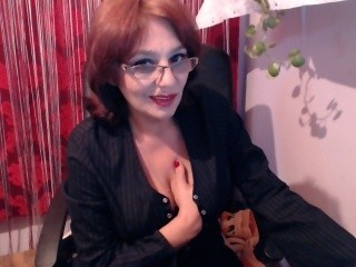 Live sex webcam photo for SxyVivian #1959283