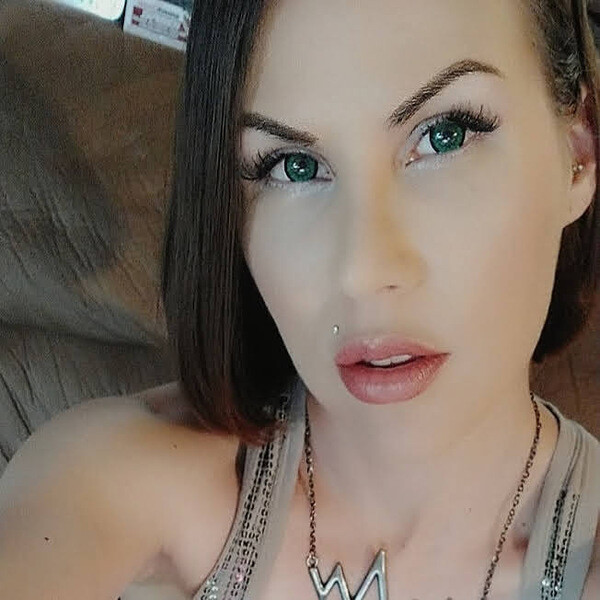 Live sex webcam photo for Emma_Frost #6181030