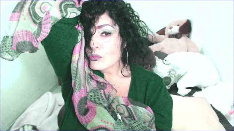 Live sex webcam photo for SultryLola #6191886