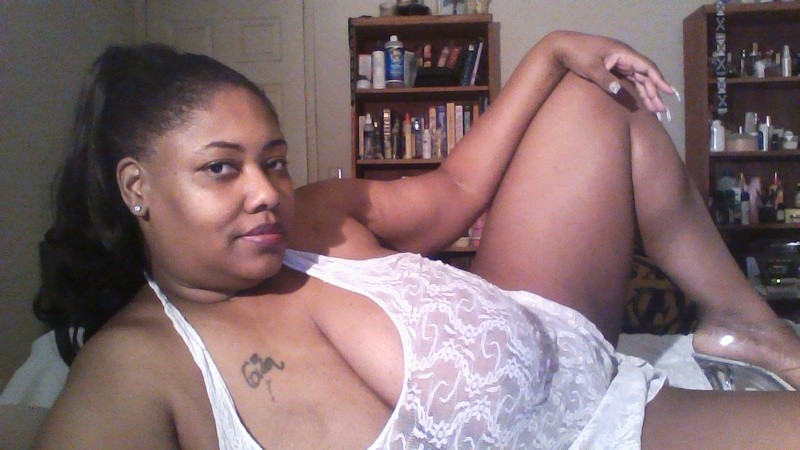Live sex webcam photo for FreakyG #6045264