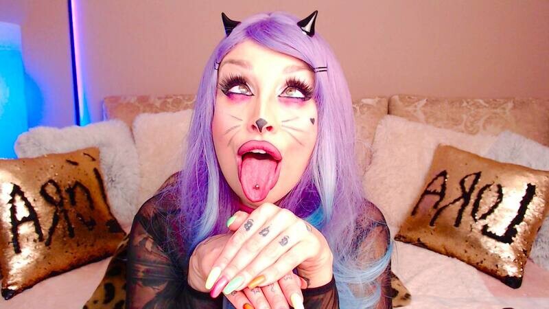 Live sex webcam photo for LoraFlower #5396259