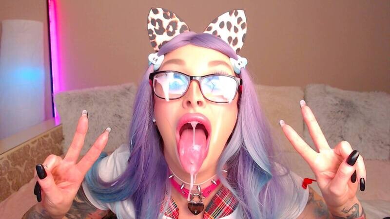 Live sex webcam photo for LoraFlower #6213884