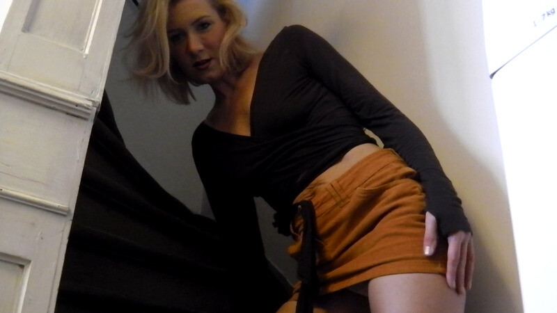 Live sex webcam photo for Lola1981 #1725085