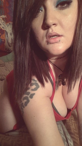 Live sex webcam photo for MeganMeadowz #2024727