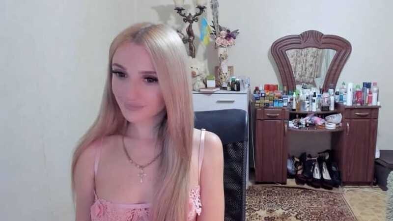 Live sex webcam photo for Alienanna18 #6235803